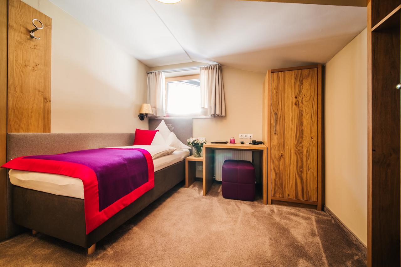 Hotel Dr Otto Murr B&B Sankt Anton am Arlberg Buitenkant foto