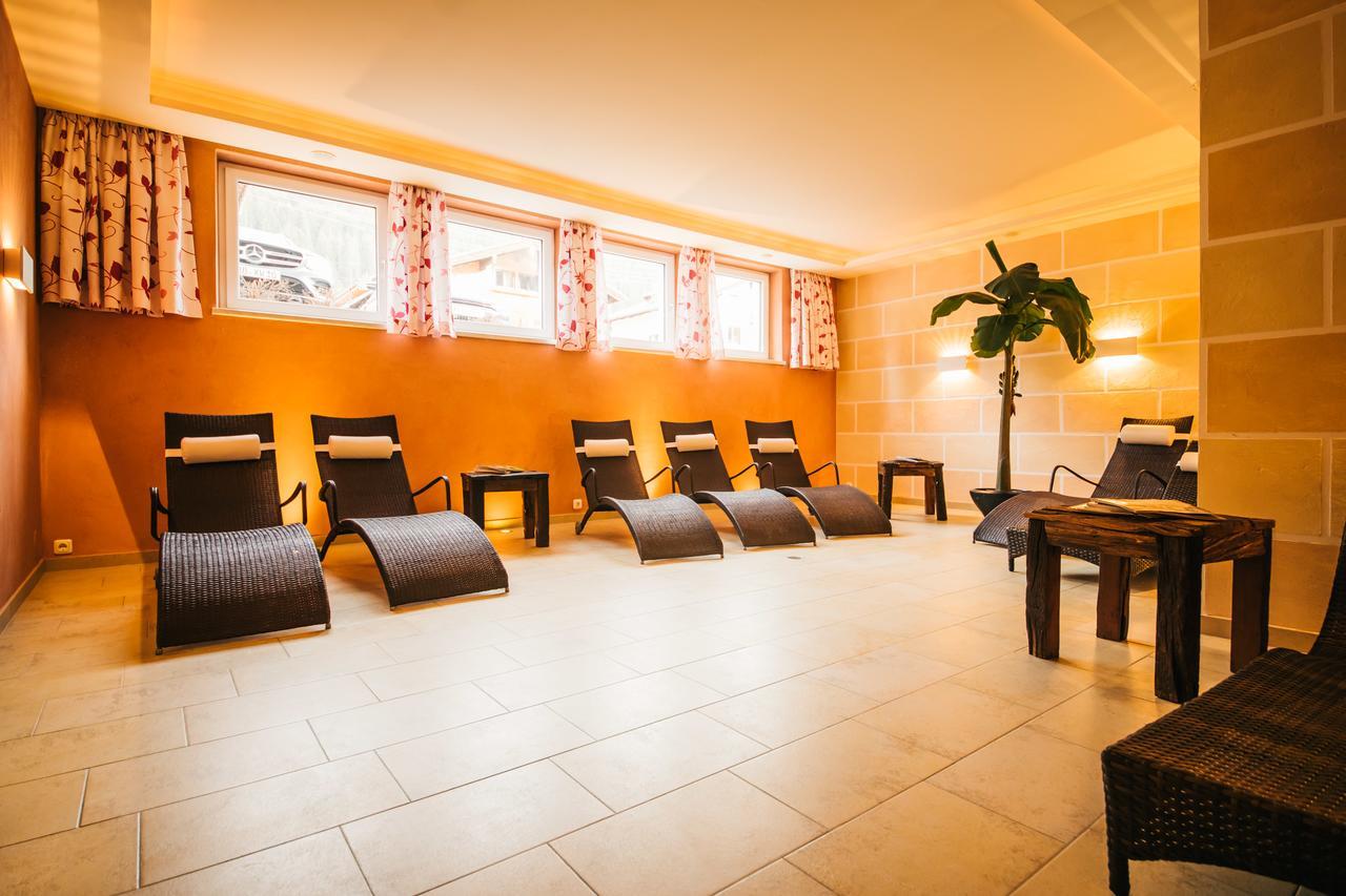 Hotel Dr Otto Murr B&B Sankt Anton am Arlberg Buitenkant foto